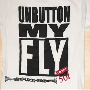 Levi’s “Yeah Yeah Yeahs” White Tee